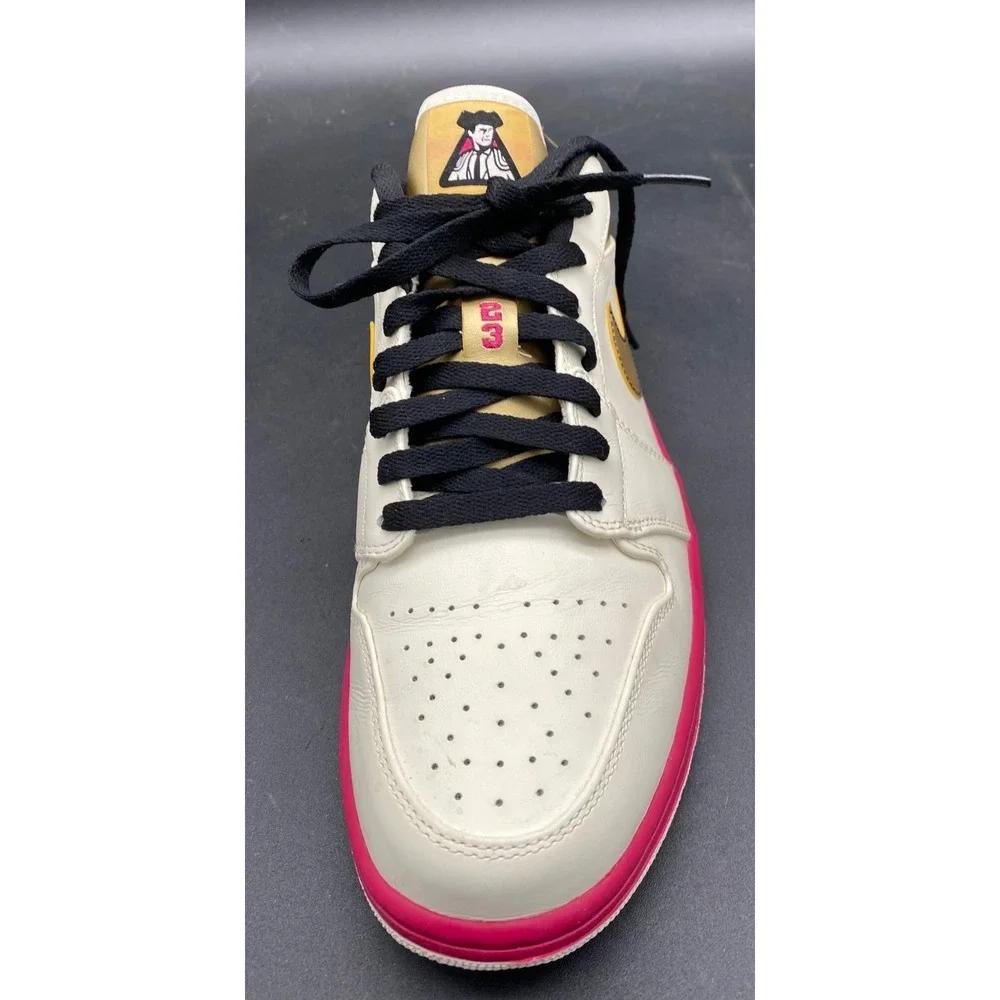 Air‎ Jordan Mens 11 1 Low Phat Matador Sail Metallic Gold Gym Red